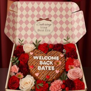 Crunchy love with flowers box  ( customize )